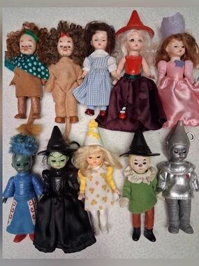 MADAME ALEXANDER- Vintage “Wizard of Oz” Mini Dolls - McDonald’s Toy Collection